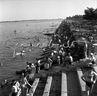 Summer Sunday. Idroscalo, 1952