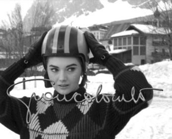 Sylva Koscina sulla pista di go-kart, 1961