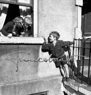 I bambini irlandesi, Dublino, 1951