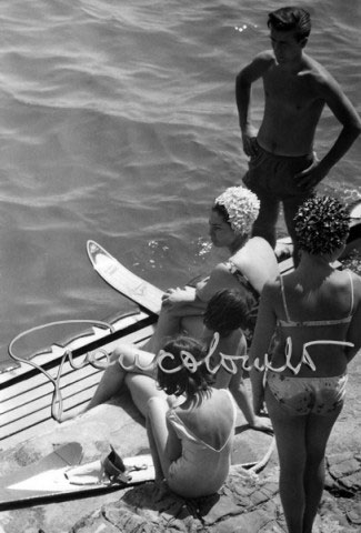 Princess Soraya Esfandjari doing water skiing. Rapallo (Genova ), 1960 