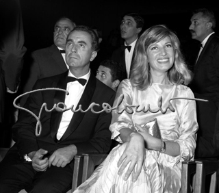 Michelangelo Antonioni e Monica Vitti. Mostra del Cinema di Venezia, 1964